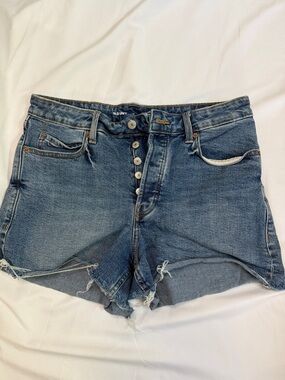 Old Navy Women's Button-Front Distressed Denim Shorts - Blue Wash